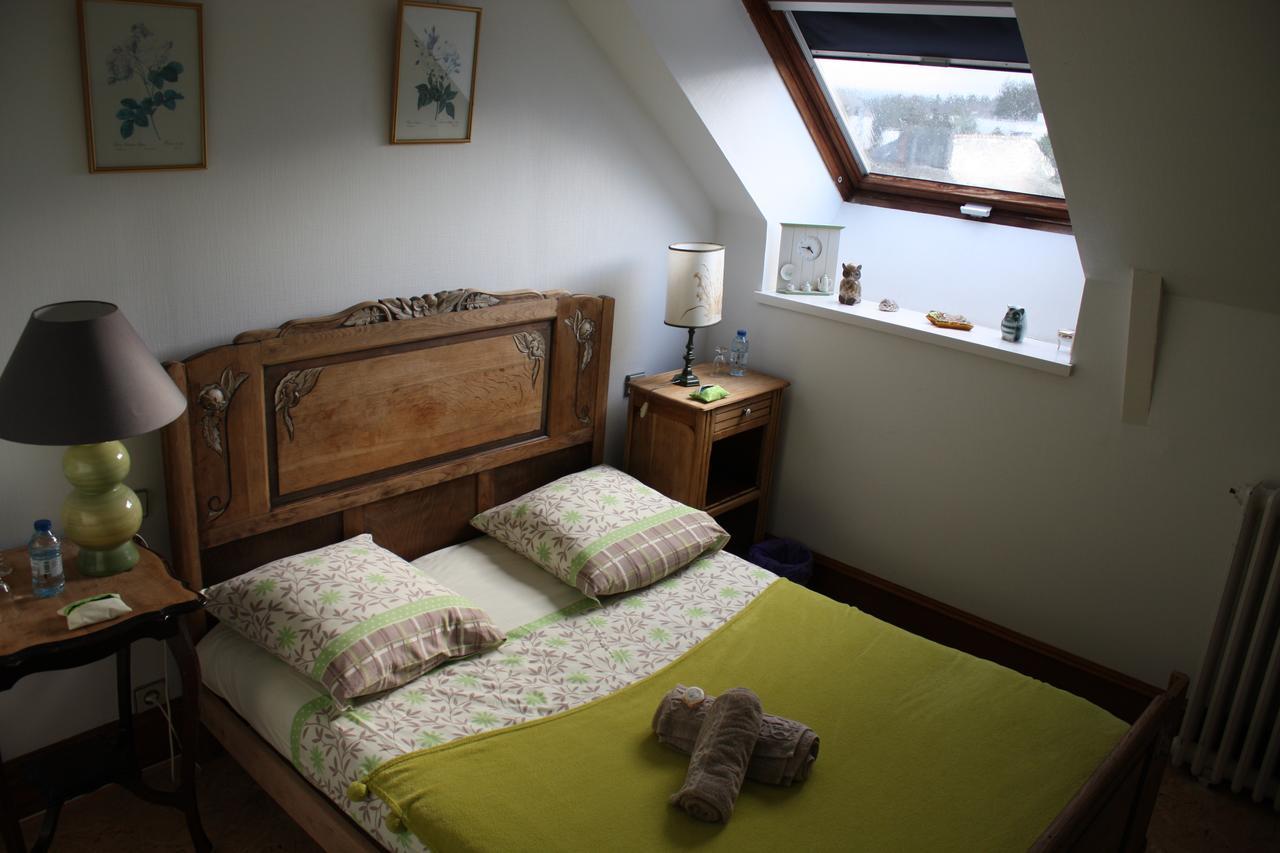 Yec'Hed Mat Bed and Breakfast Saint-Nicolas-du-Pélem Exteriör bild
